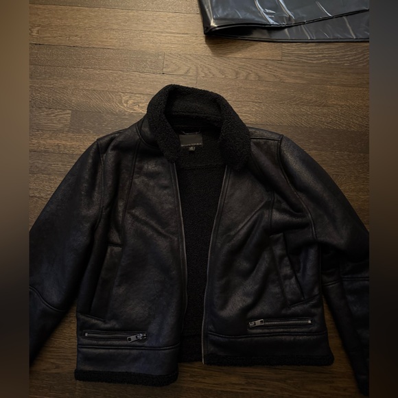 Banana Republic Jackets & Blazers - Banana Republic Black Coat